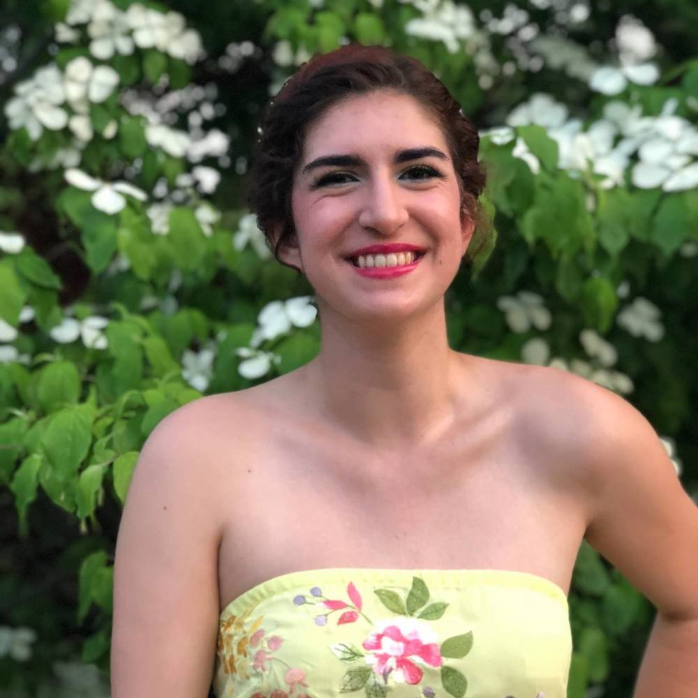 Meet your Posher, Hanusia